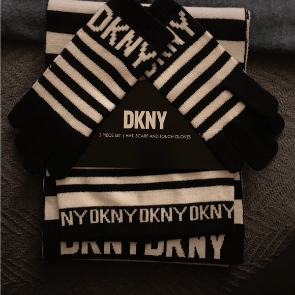 New DKNY Striped Black and White Winter Set. Hat scarf and gloves.